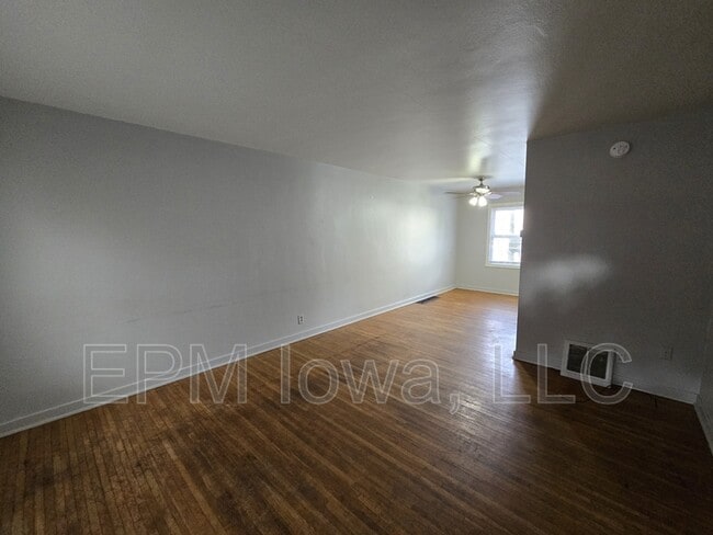 Photo - 247 Madison St