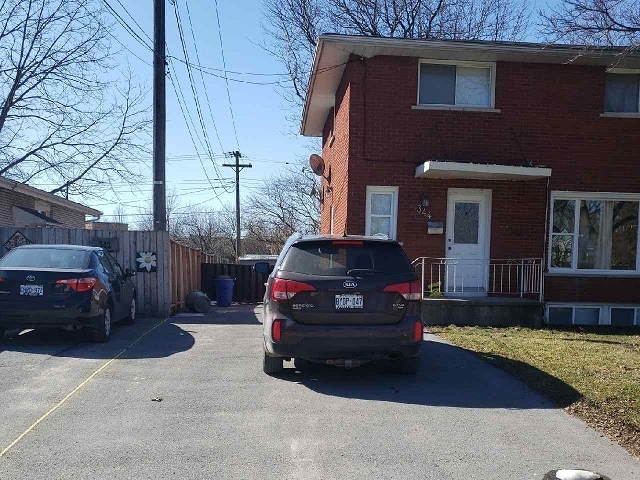 Building Photo - 344 Palace Rd Unit 1-2