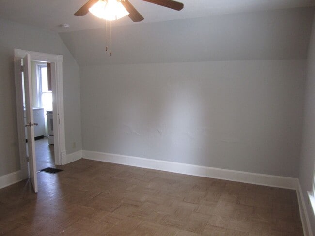 Photo - 4 Bedroom house; Close to downtown Mankato!
