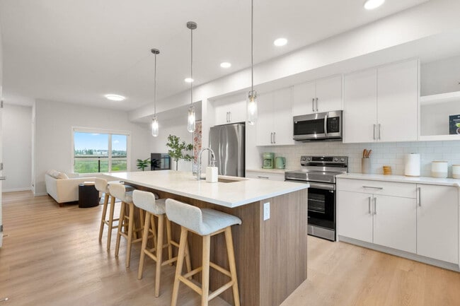 Photo - 20295 Seton Way SE Unit SI ID1314533P