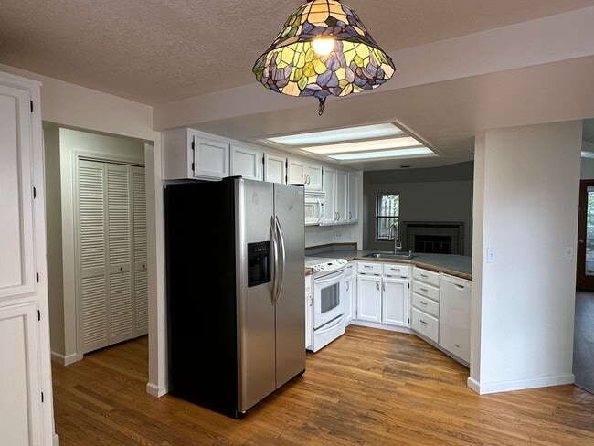 Photo - Large 3 Bed, 2 Bath Home!