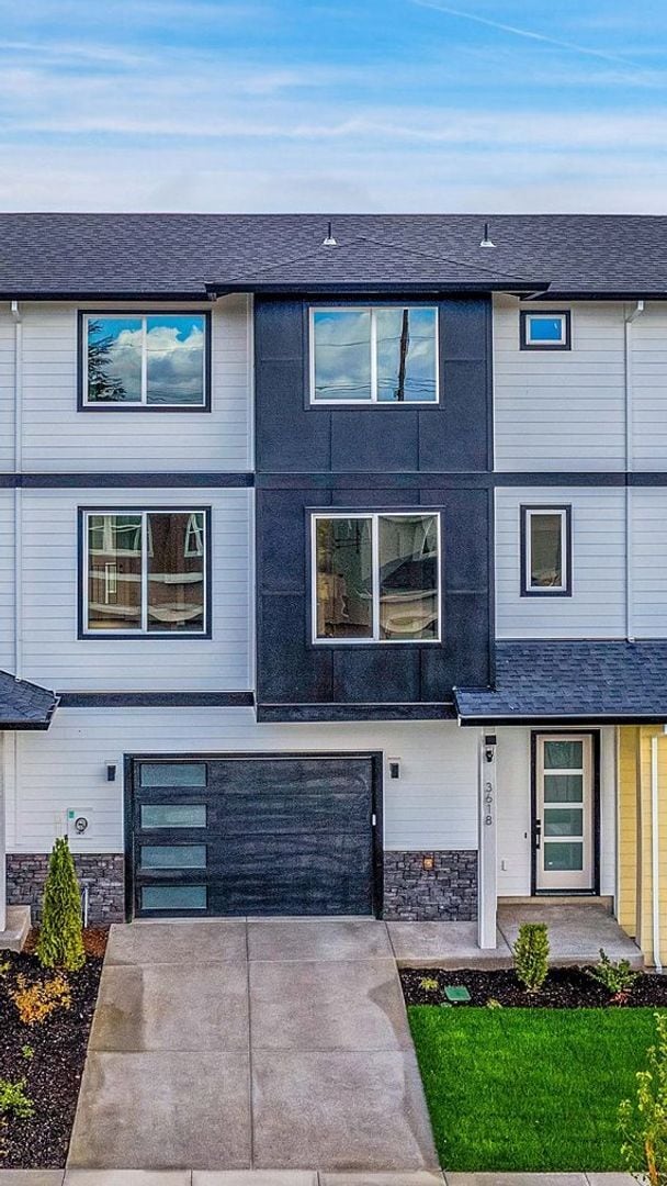 Photo - Brand New Modern Open-Concept Condo with Kitchen Island, Granite Counters and a Deck