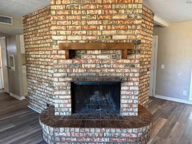 Photo - 4604 Stanford Ave