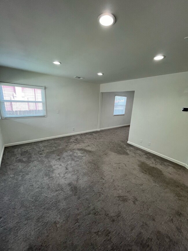 Photo - 2545 Fourth St