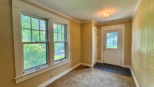 Photo - 518 S Swain Ave