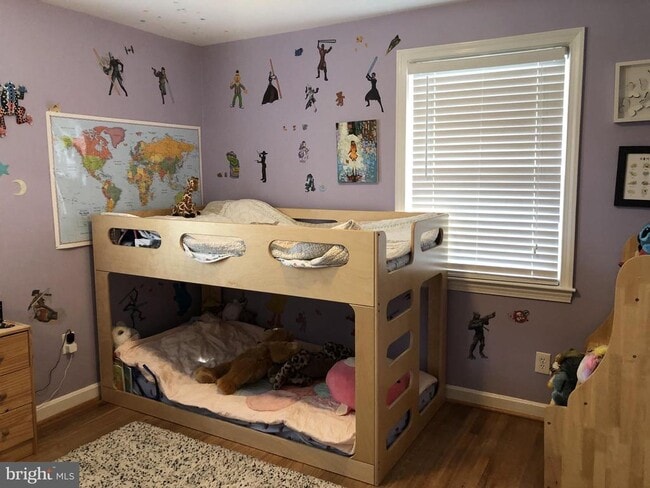 Photo - 10119 Greeley Ave