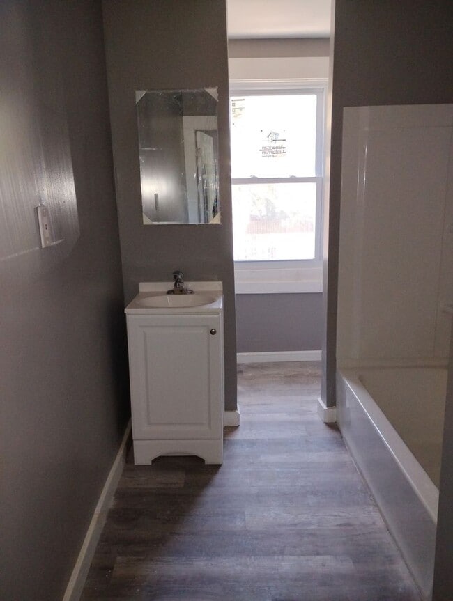 Photo - 208 Fairview Ave Unidad #3