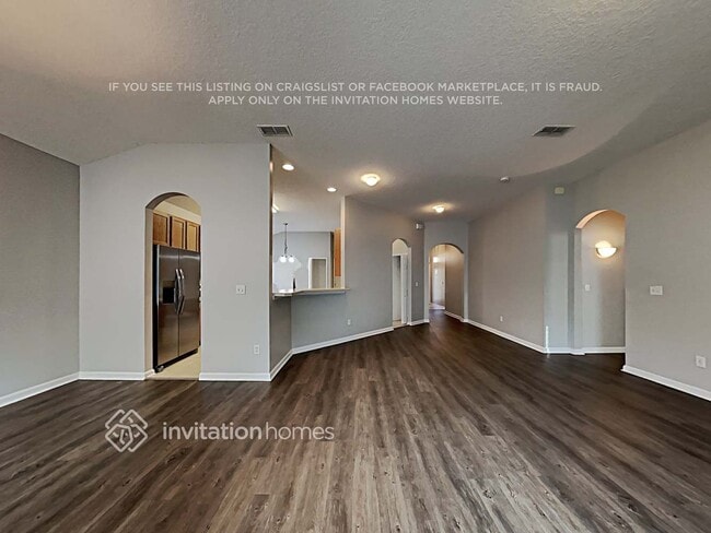 Photo - 534 Roserush Ln