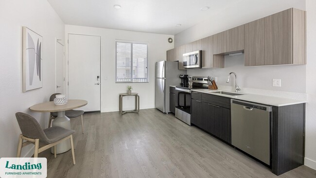 Photo - 2323 N 150th Dr Unidad A-2014.1405331