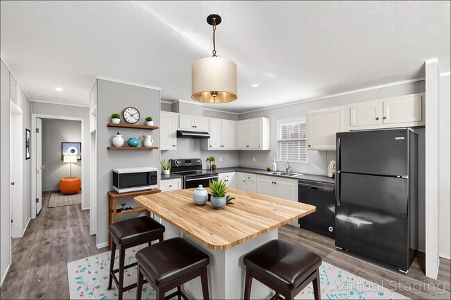 Photo - 636 Ascot Cir