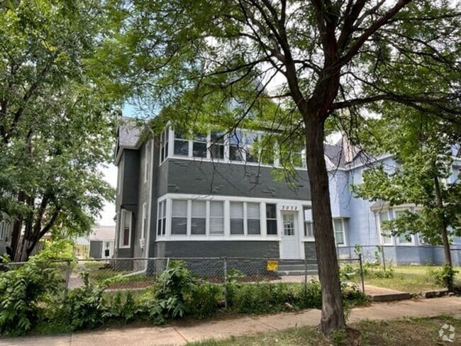 Building Photo - 3032 3rd Ave S Unit 2 Rental