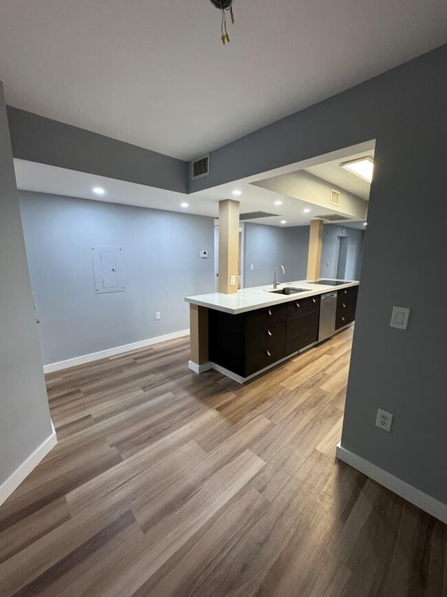 Photo - 1500 SW 131st Way Unidad 404N