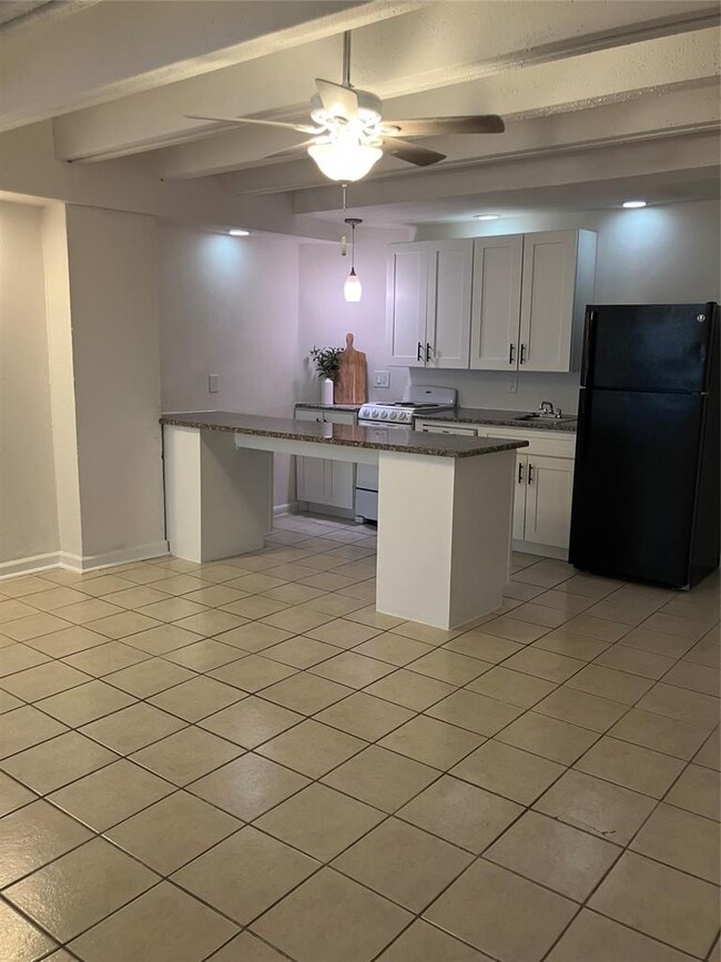 Photo - 5914 Lago Vista Way Unit C23