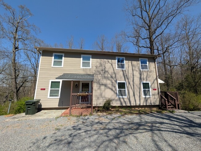 Photo - 914 Murrell Rd