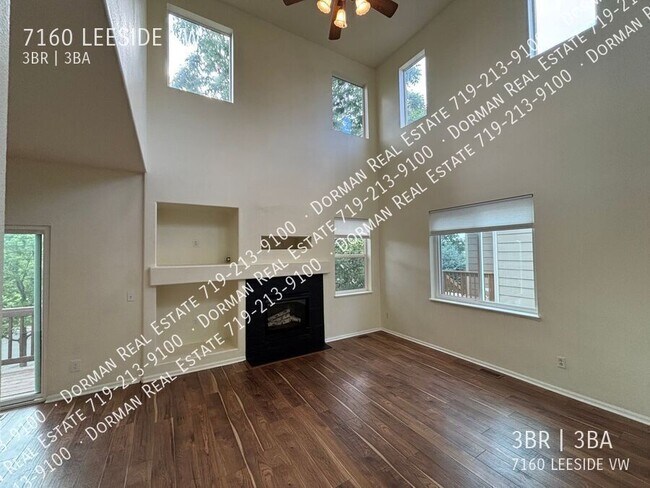 Photo - 7160 Leeside View