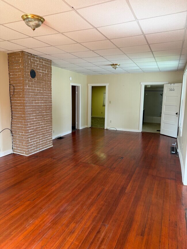 Living Room - 1126 Charles St