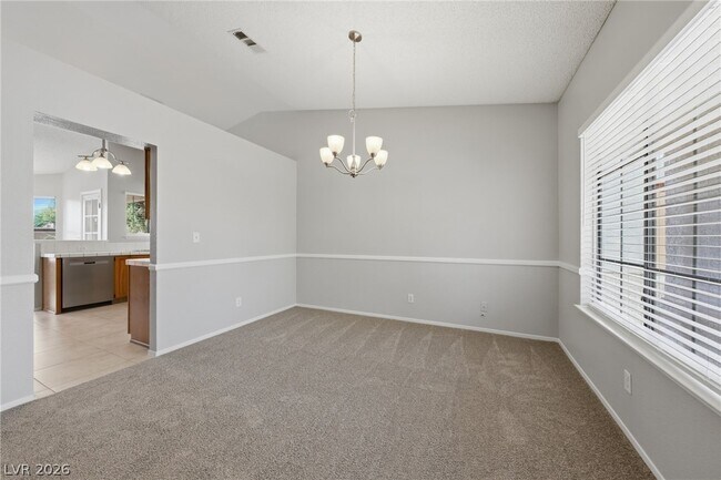 Photo - 735 Stonecliff Way