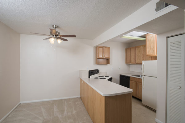 Photo - Parkway Apartments