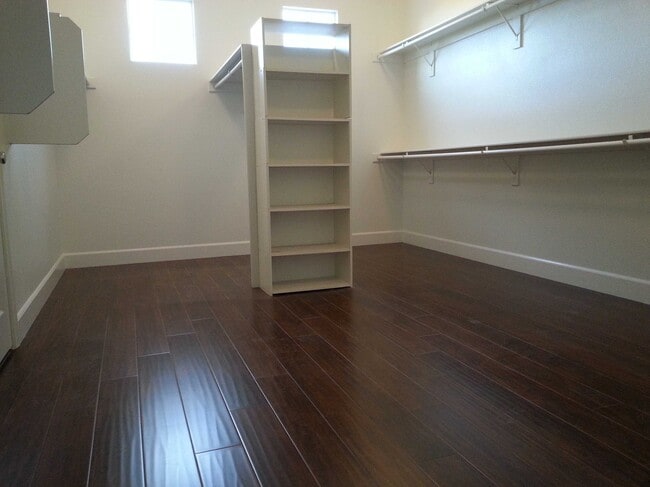 Photo - 936 McCall Cir