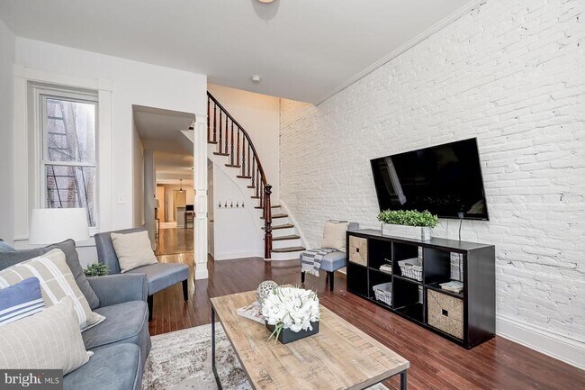 Photo - 23 N Patterson Park Ave