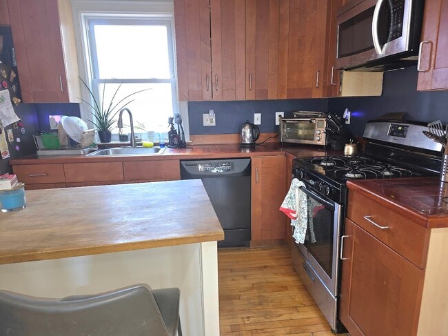 Photo - 5 Gore Street Pl