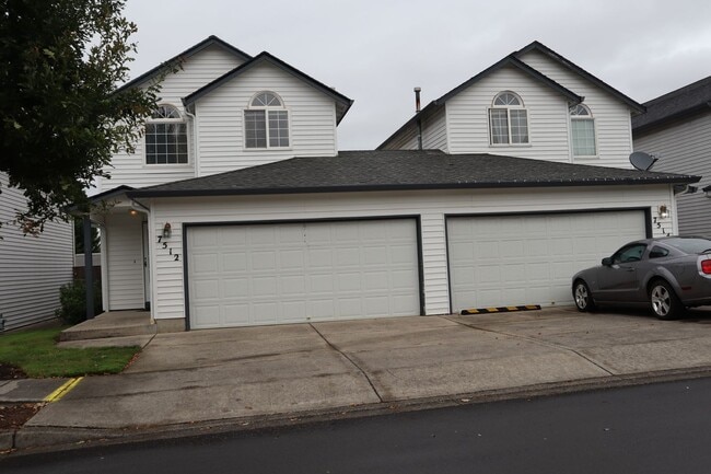 Building Photo - 7512 NE 52nd St Rental