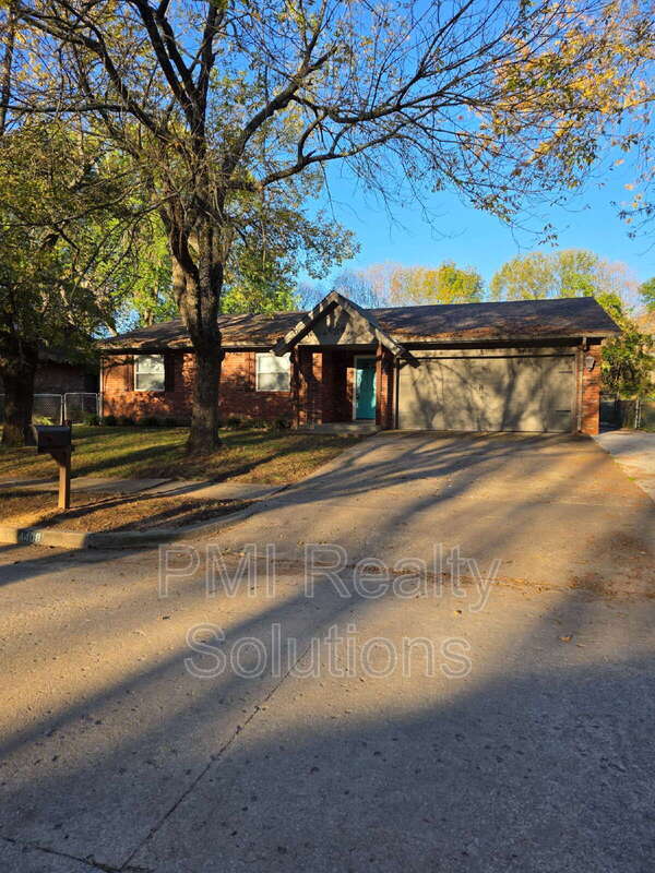 Photo - 4408 S Butternut Ave