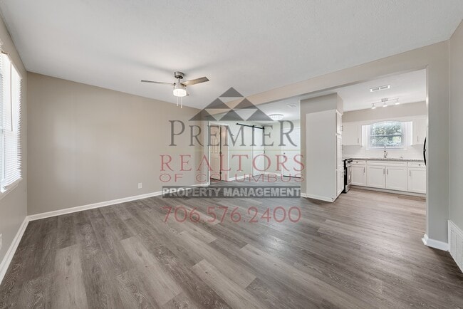 Photo - 5808 Fairchild Dr