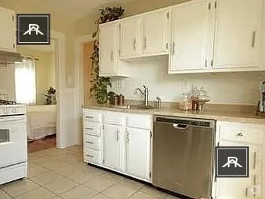 Building Photo - 3 bedroom in Brighton MA 02135 Rental