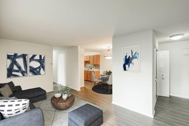 Photo - Bennington Crossings Apartment Homes