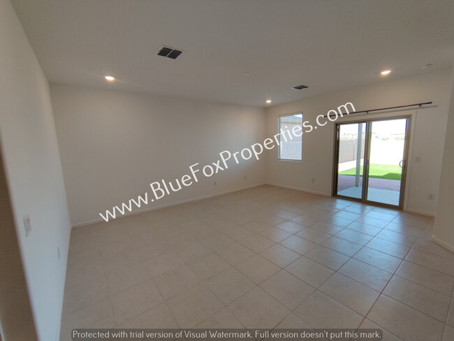 Photo - 10430 W Kerrigan Ln