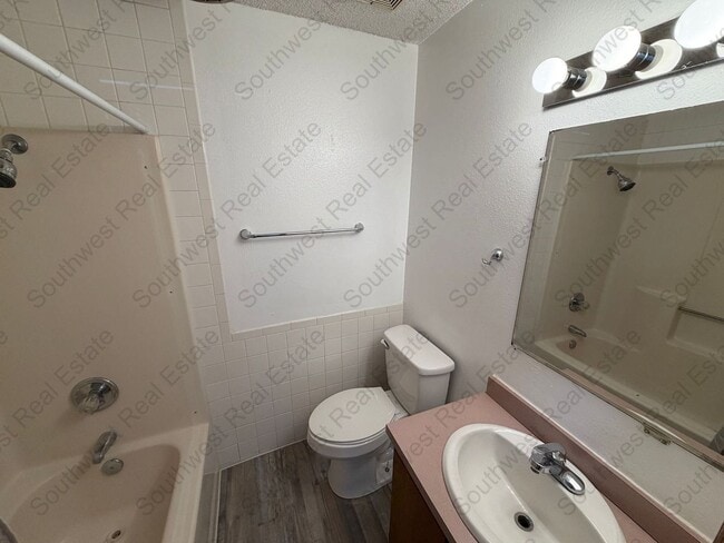 Photo - 1409 S Prince St