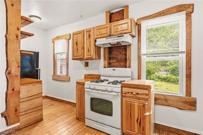 Photo - 6914 Wakefield Ave