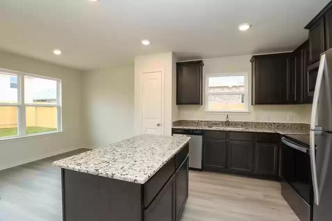 Building Photo - 8135 Vacek Meadows Loop Rental