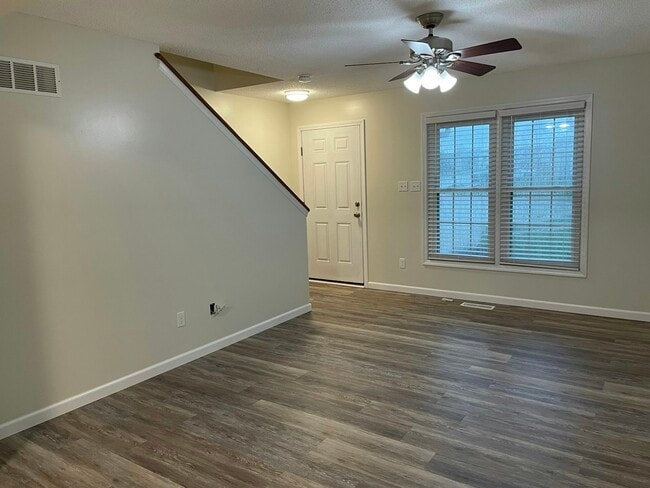 Photo - 242 New Richmond Dr