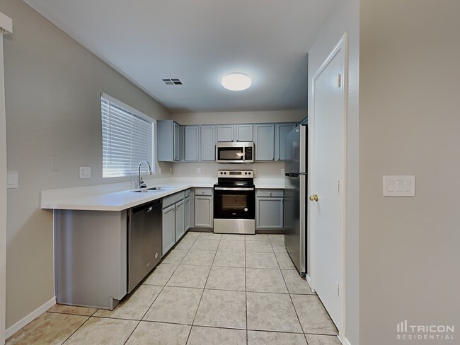 Photo - 23377 W Cocopah St