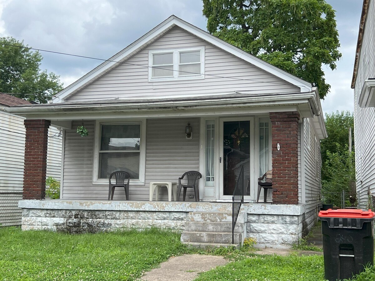 Photo - 2321 Duncan St House