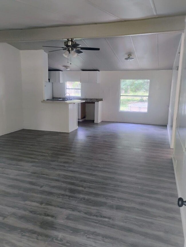 Photo - 136 Birchwood Dr