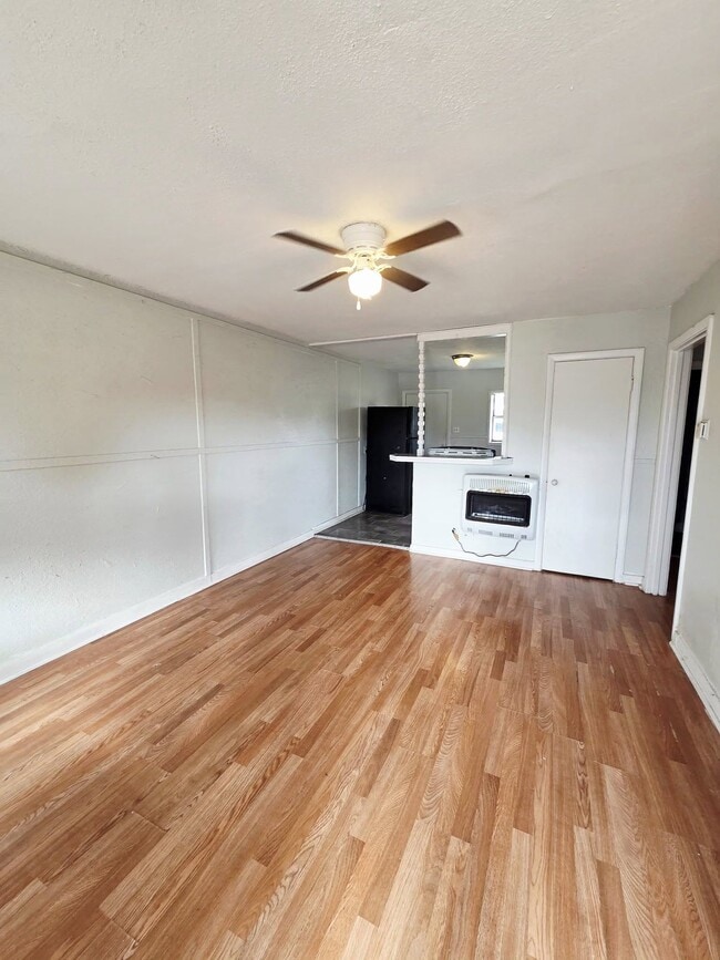 Building Photo - 1509 Sycamore St Unit A