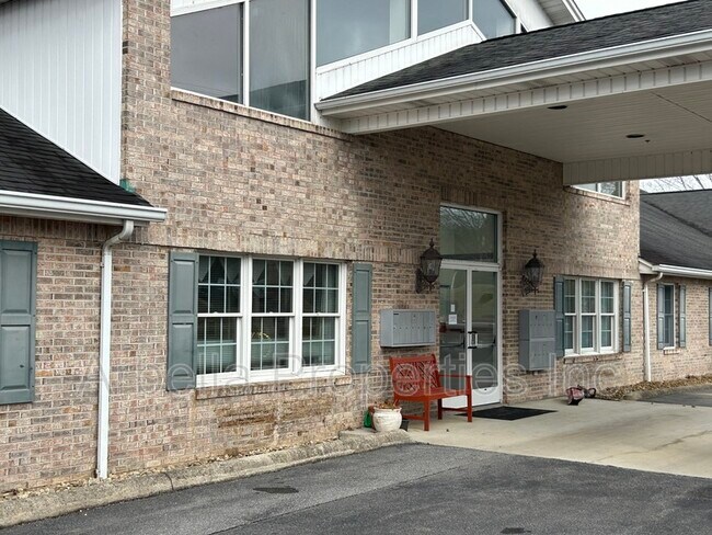 Photo - 21664 Green Spring Rd Unit Apt 3