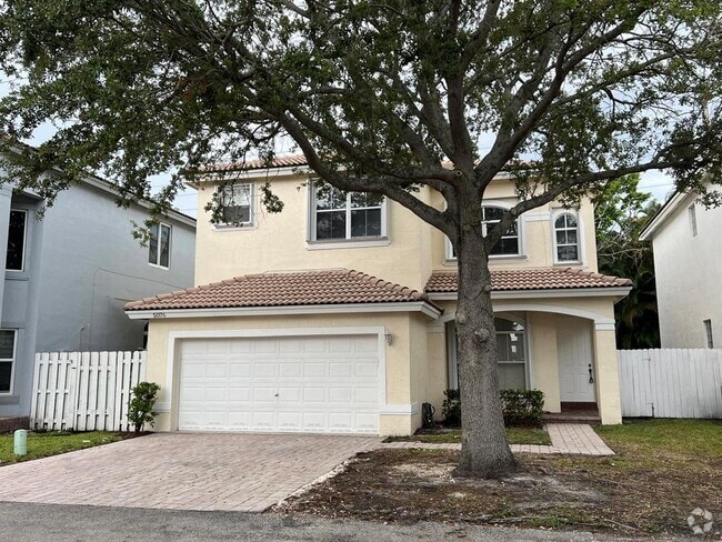 Building Photo - 5076 SW 38th Way Rental