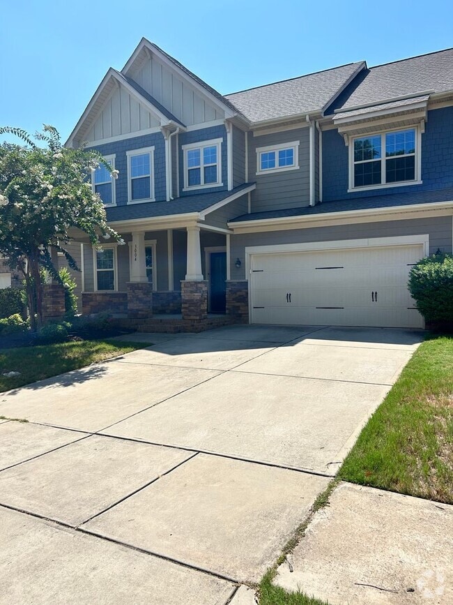Building Photo - Home in Millbridge!