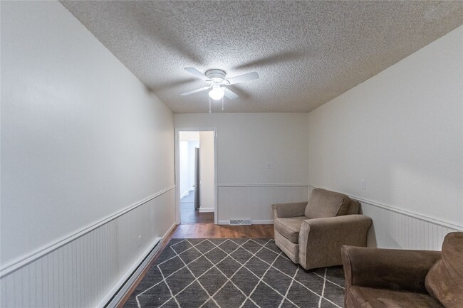 Photo - 9578 Vestal Pkwy W Unit 2