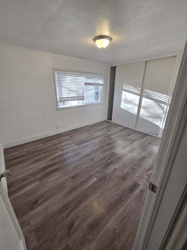 Photo - 759 E Scott Ave
