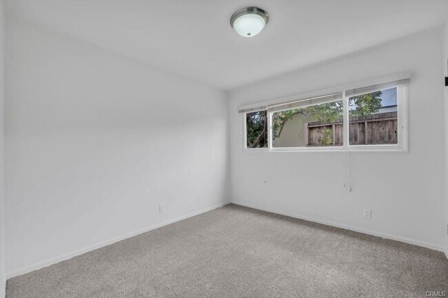 Photo - 9339 Louise Ave