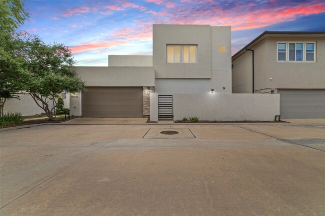 Photo - 11506 Royal Tower Pl