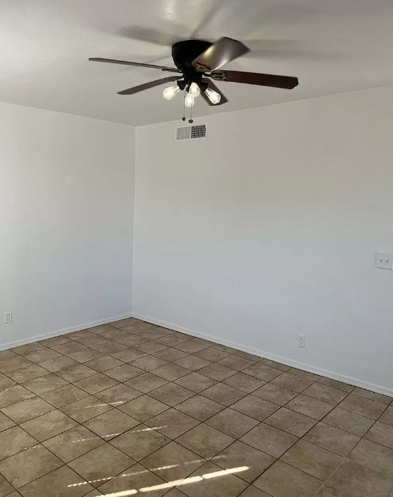 Photo - 2941 N Edith Blvd