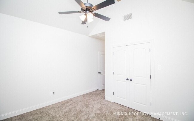 Photo - 1603 102nd St