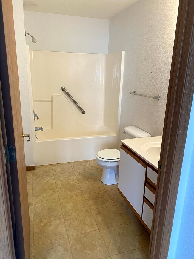 Oakwood Terrace Apartments For Rent in Reedsburg, WI