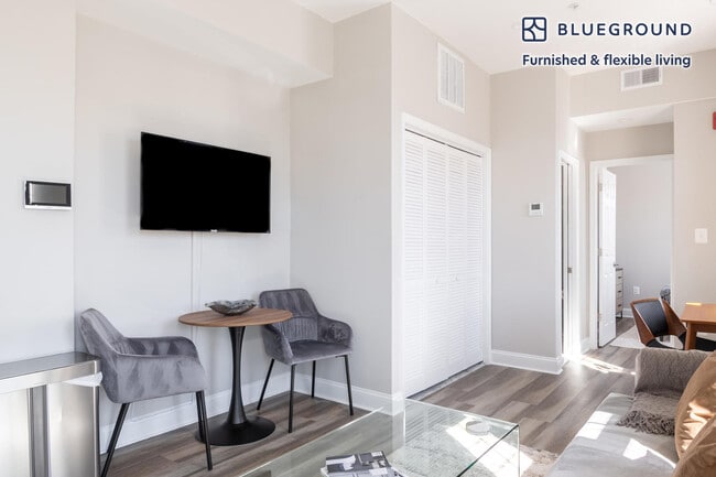 Photo - 133 7th St SE Unidad FL3-ID822